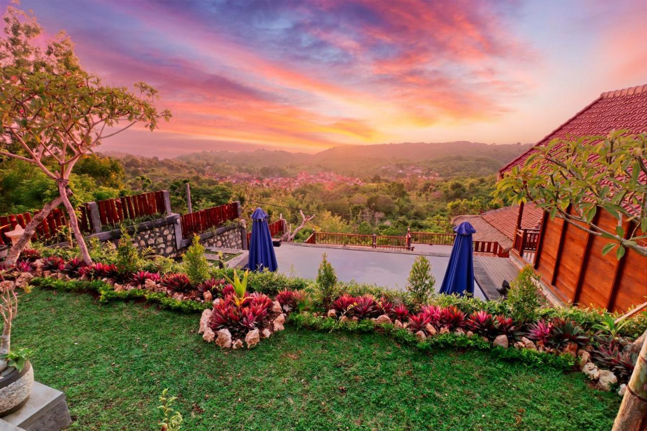 Sebuluh Sunset Hill Hotel Batumadeg ภายนอก รูปภาพ